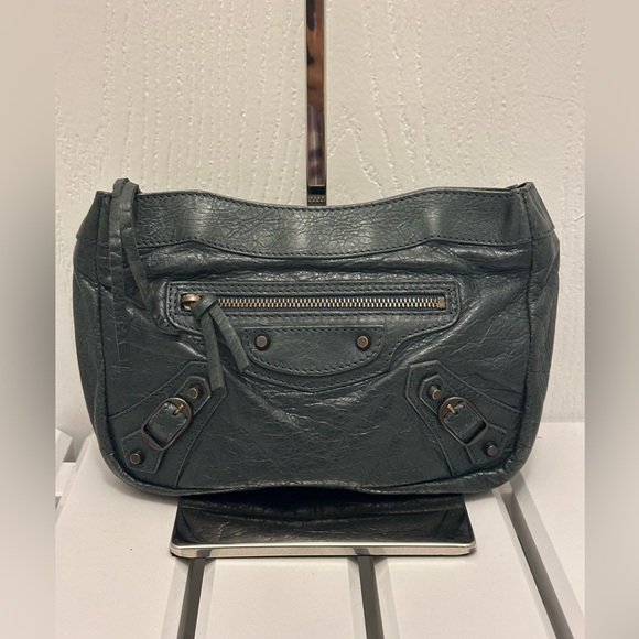 ✨Authentic Rare Balenciaga handbag ✨ - Picture 1 of 13